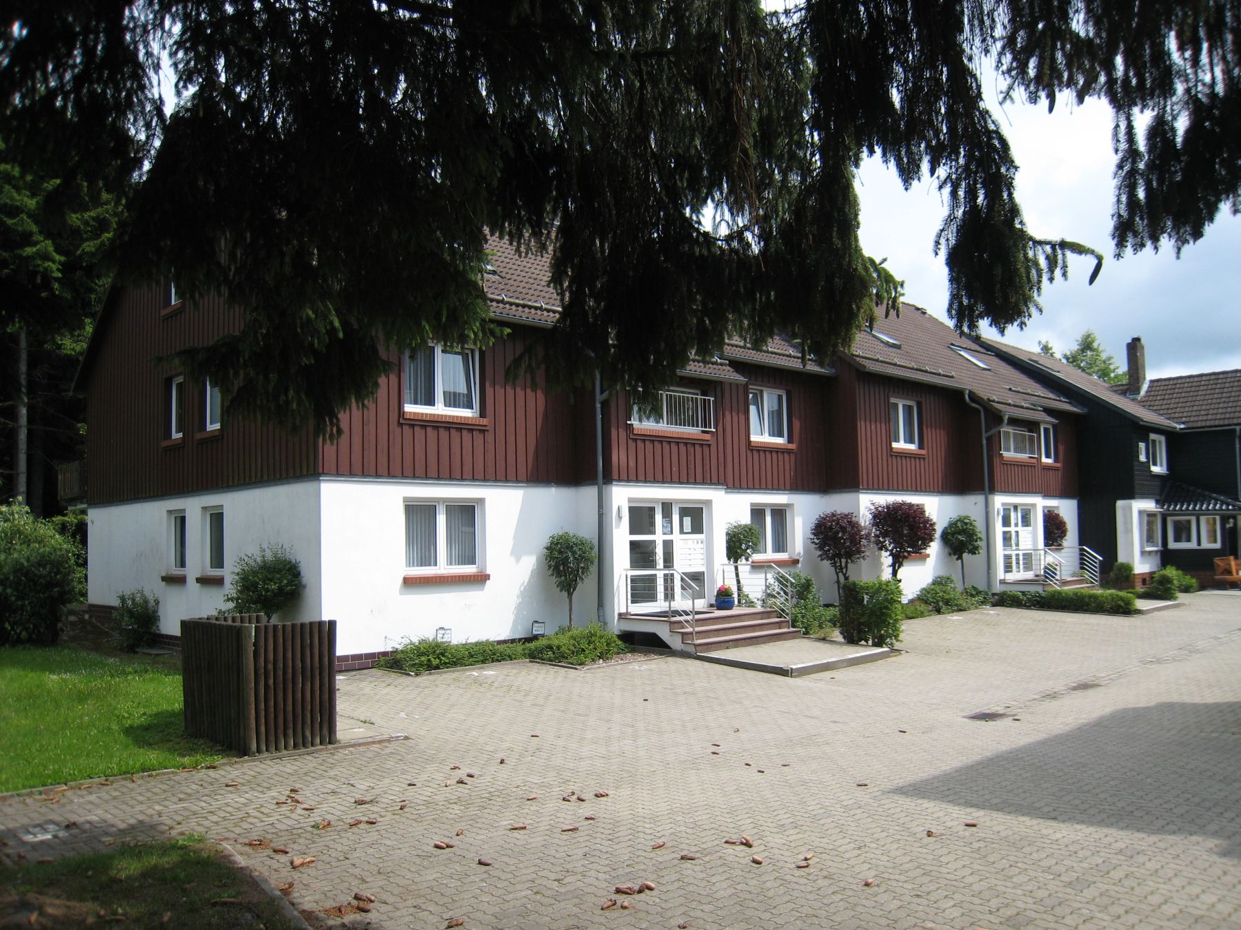 Exterior view of the Residenz an der Bode apartment buildings